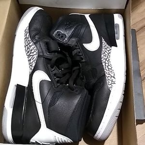 Size 12 Jordan Legacy 312